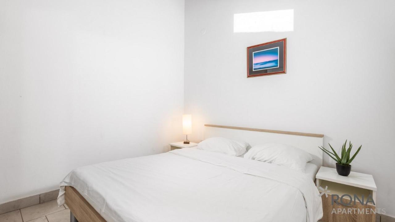 Rona Holiday Home Ana Poreč Kültér fotó